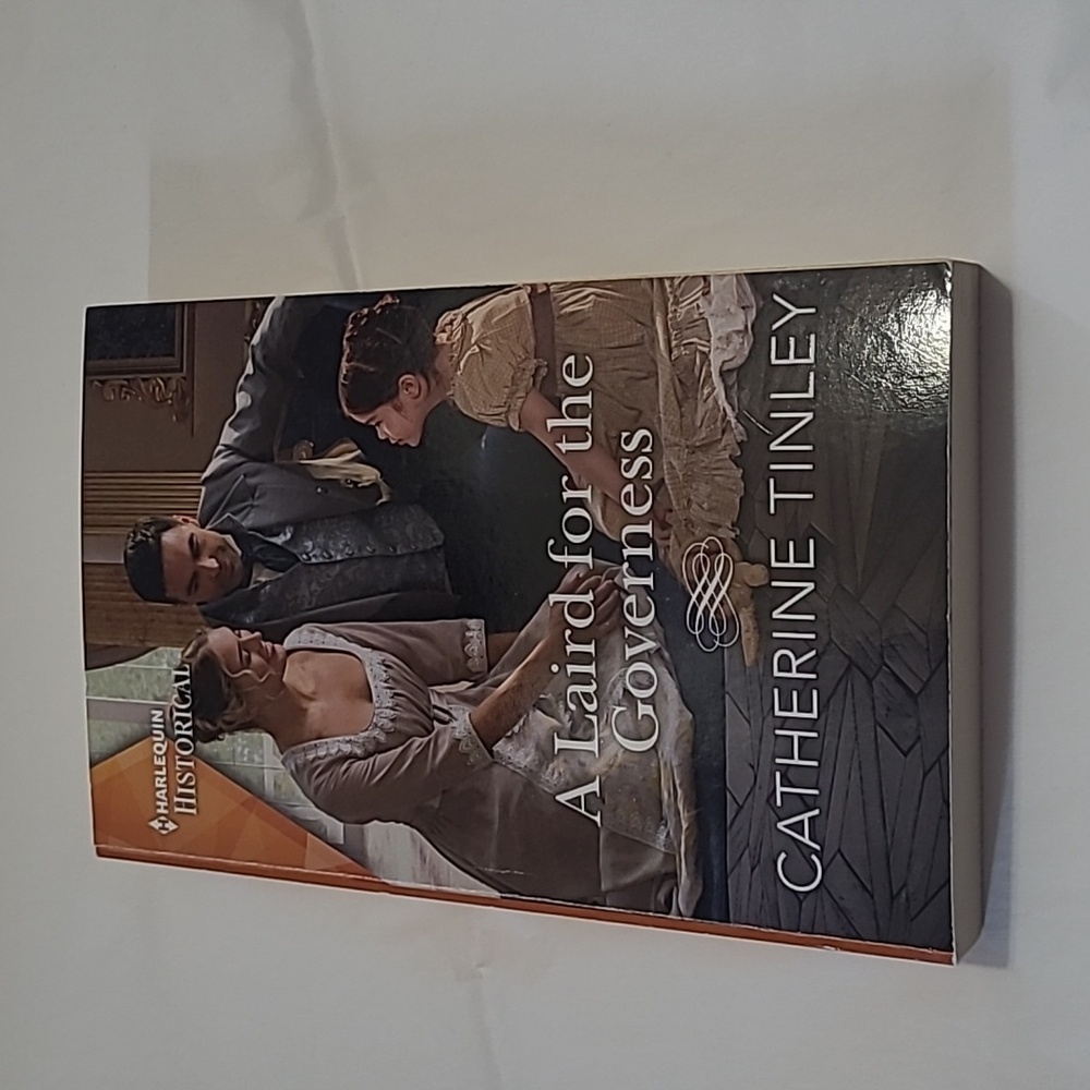 3/$5 Or 6/$10 ❤️A Laird For The Governess By Catherine Tinley